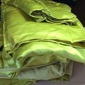 FINAL SALE PRICE 4 Panels Satiny Pinch Pleated Drapes